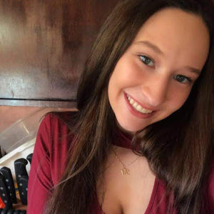 Meet your Posher, Lexi